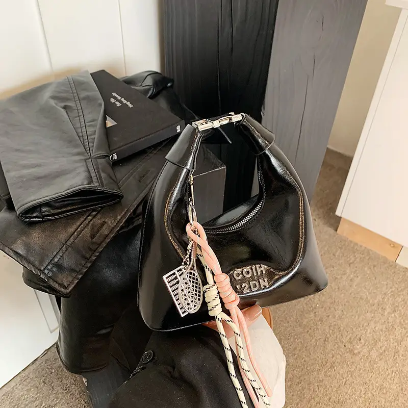 Women's Pink Leather Shoulder Bag with Rope Handle - Image 3