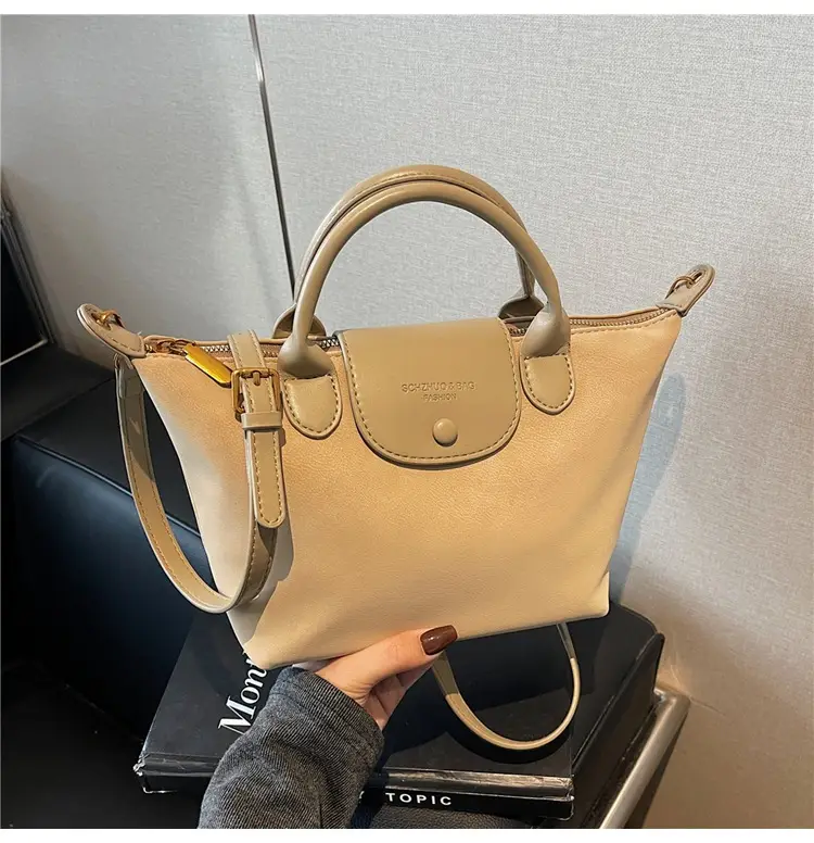 Red Women's Crossbody Shoulder Bag Autumn Winter 2024 — feature 27