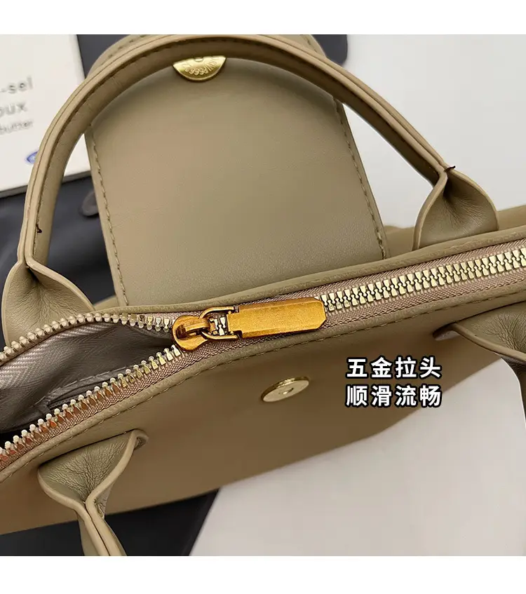 Red Women's Crossbody Shoulder Bag Autumn Winter 2024 — feature 5