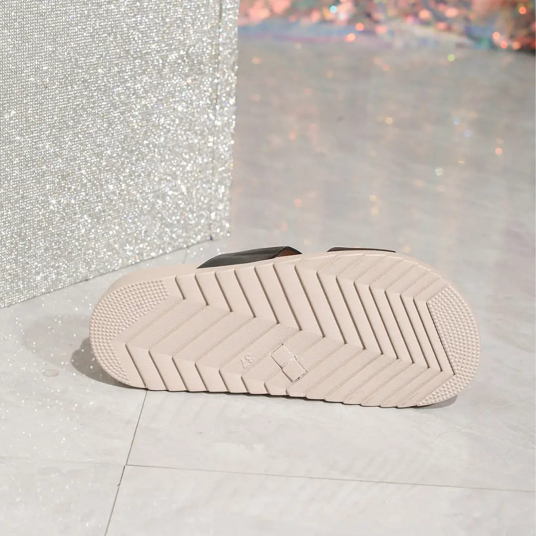 Outfit Slip-on Slippers Black Circle Decorative Flat Shoes Comfortable Simple Double-Layer Ivory White Flat Slippers for Women - Image 5