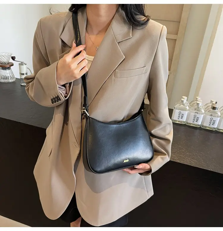 Women's Red PU Leather Shoulder Bag 18x25cm — feature 14