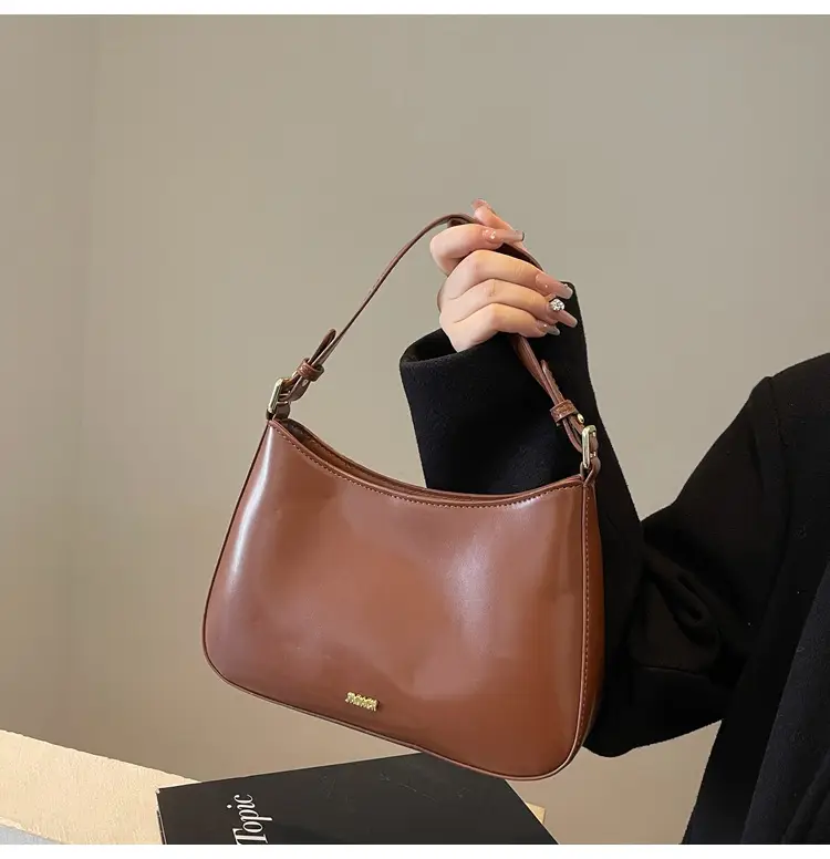 Women's Red PU Leather Shoulder Bag 18x25cm — feature 9