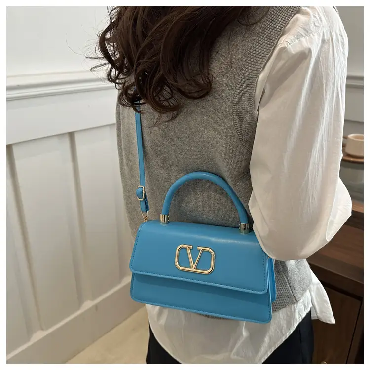 Black LV Logo Shoulder Bag for Women — feature 14