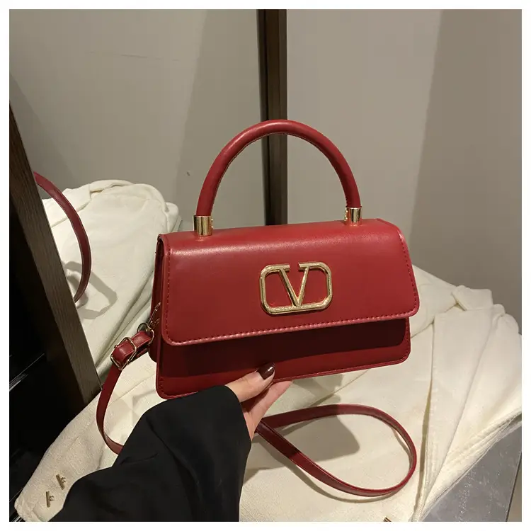 Black LV Logo Shoulder Bag for Women — feature 19