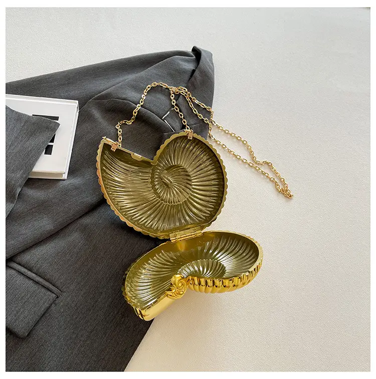 2025 Gold Spiral Shoulder Crossbody Bag with Chain — feature 11