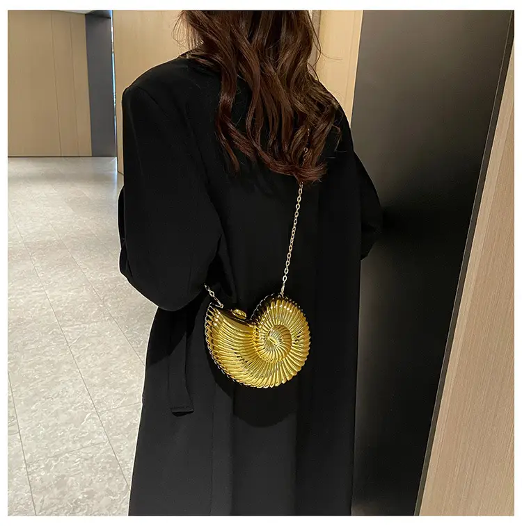 2025 Gold Spiral Shoulder Crossbody Bag with Chain — feature 15