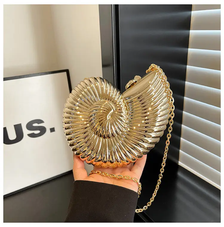 2025 Gold Spiral Shoulder Crossbody Bag with Chain — feature 21