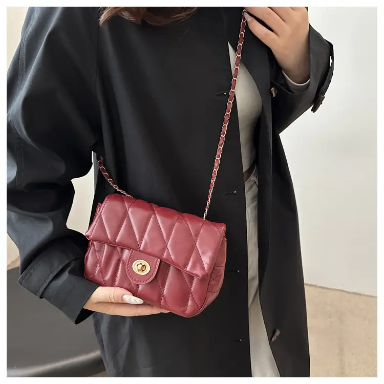 Women's Rhombic Chain Shoulder Bag Brown 2024 — feature 14