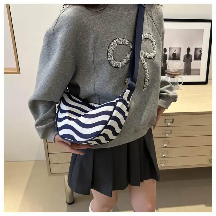 Women's Striped Shoulder Crossbody Bag Gold White — feature 14
