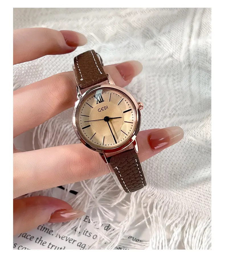 Gold Retro Women's Quartz Watch with Brown Belt — feature 15