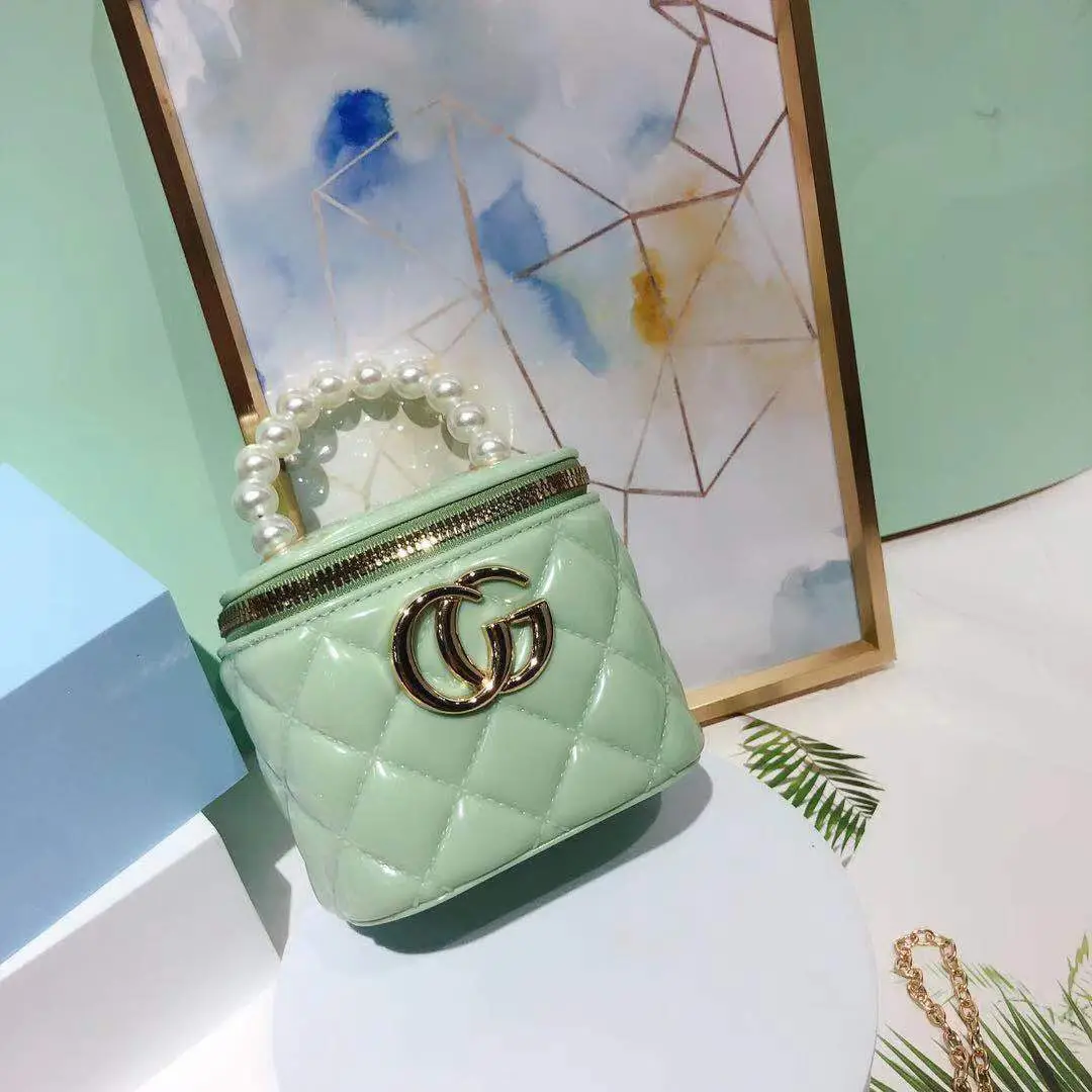 Jelly Quilted Cosmetic Bag Pearl Chain Shoulder Crossbody — feature 12
