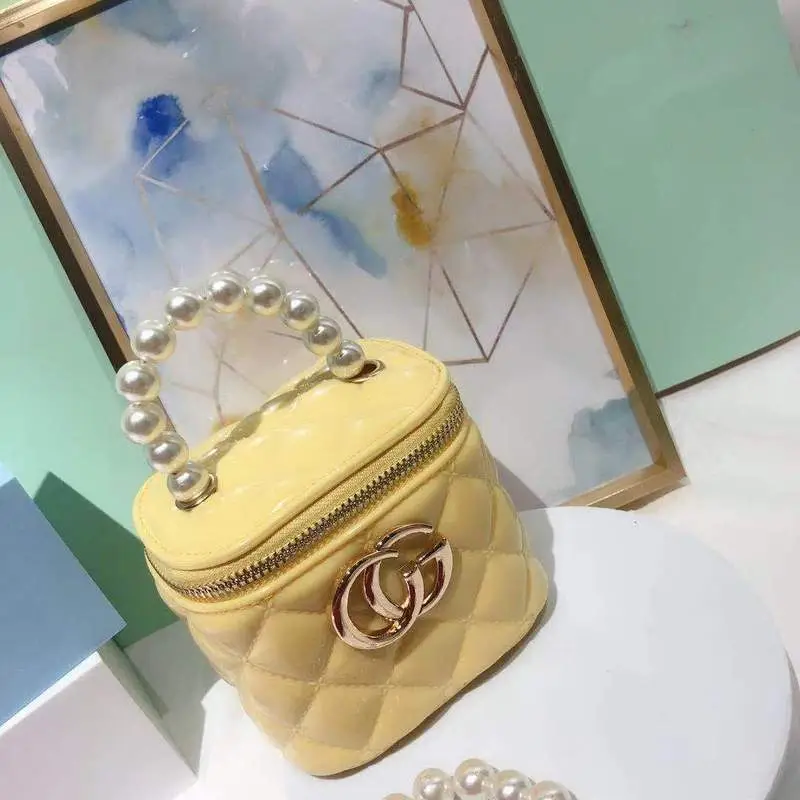 Jelly Quilted Cosmetic Bag Pearl Chain Shoulder Crossbody - Image 5