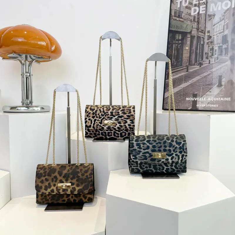 Black Leopard Print Chain Shoulder Bag for Women