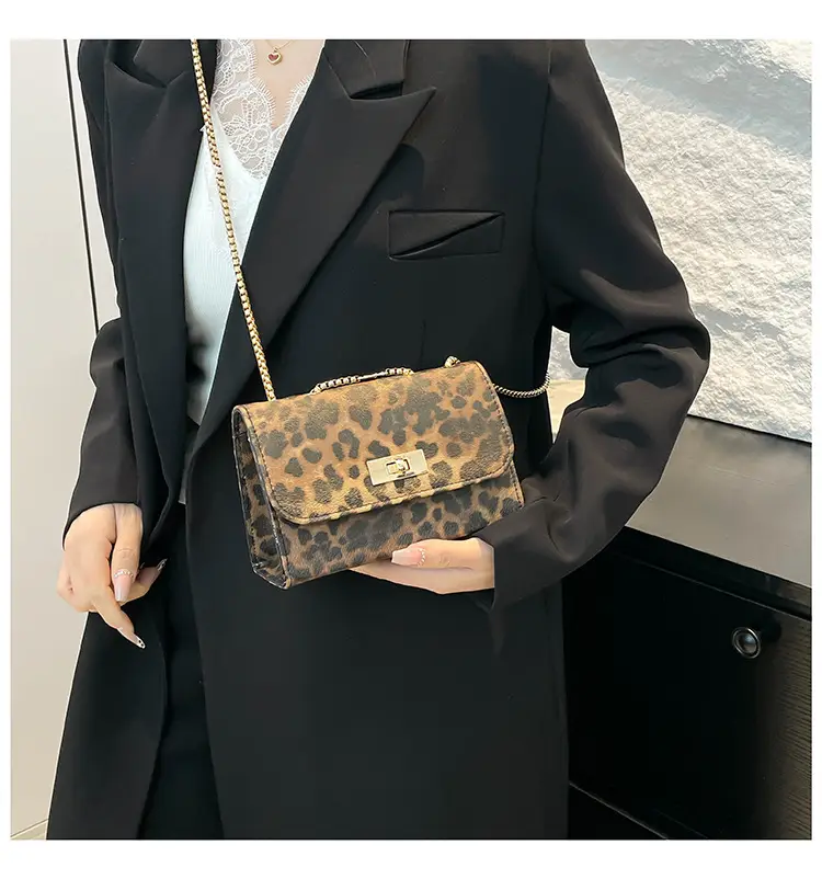 Black Leopard Print Chain Shoulder Bag for Women — feature 12