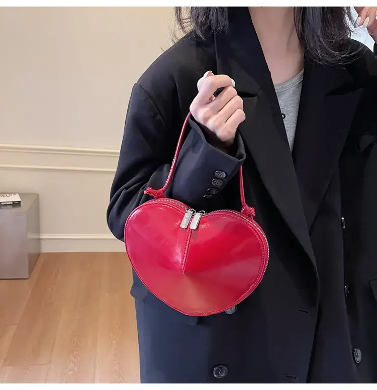 Black 3D Love Shoulder Bag for Women — feature 21