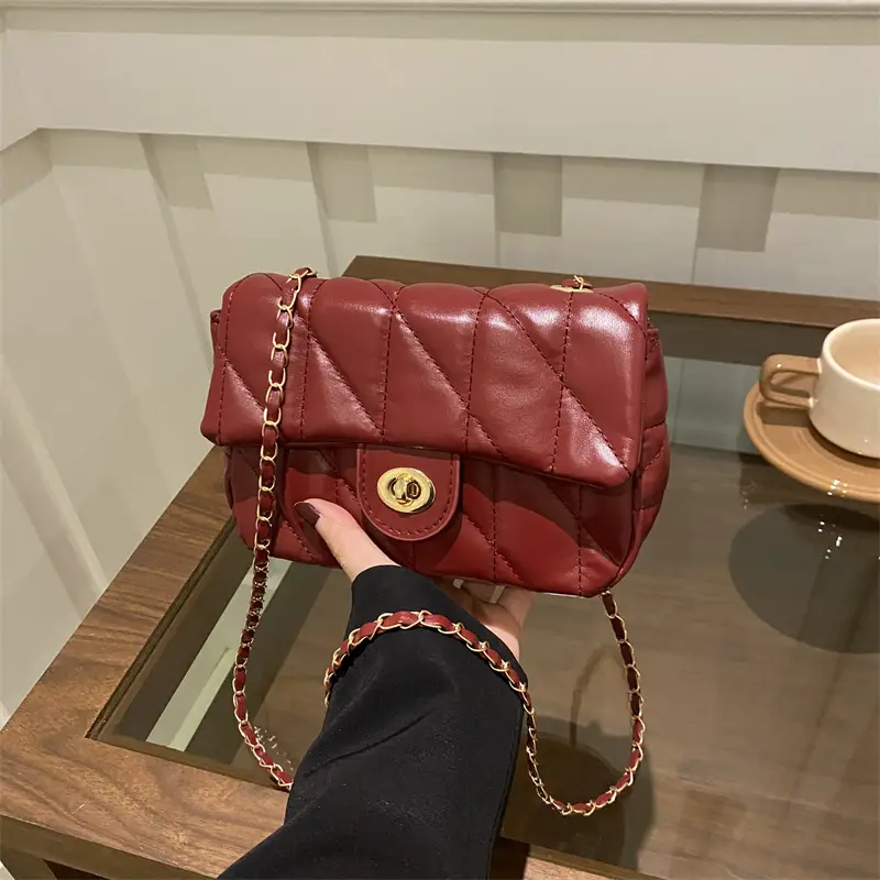 Retro Rhombic Chain Shoulder Bag Maroon 2024 - Image 6