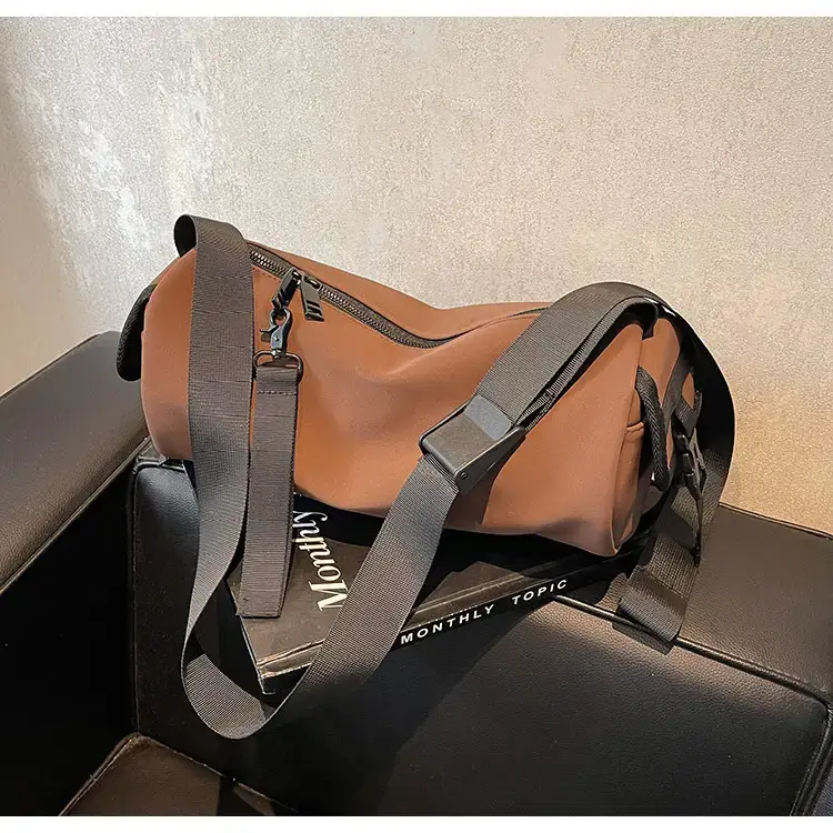 Black Crossbody Bag Large Capacity Women Men — feature 14