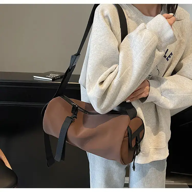 Black Crossbody Bag Large Capacity Women Men — feature 32