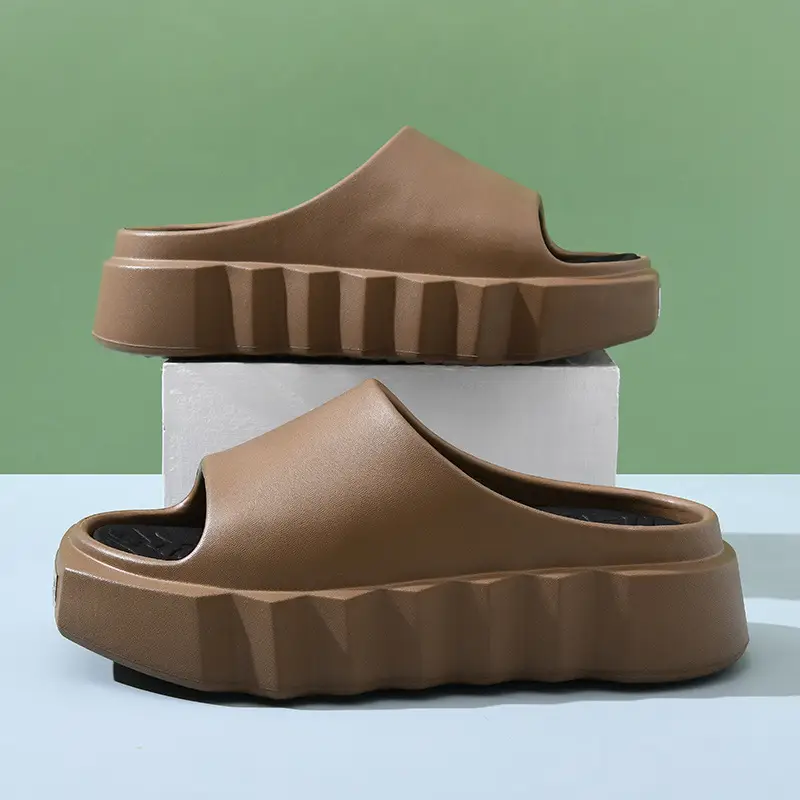 Women's summer all-match high-rise non-smelly feet slippers home non-slip wear-resistant excrement feeling sandals direct sales - Image 3