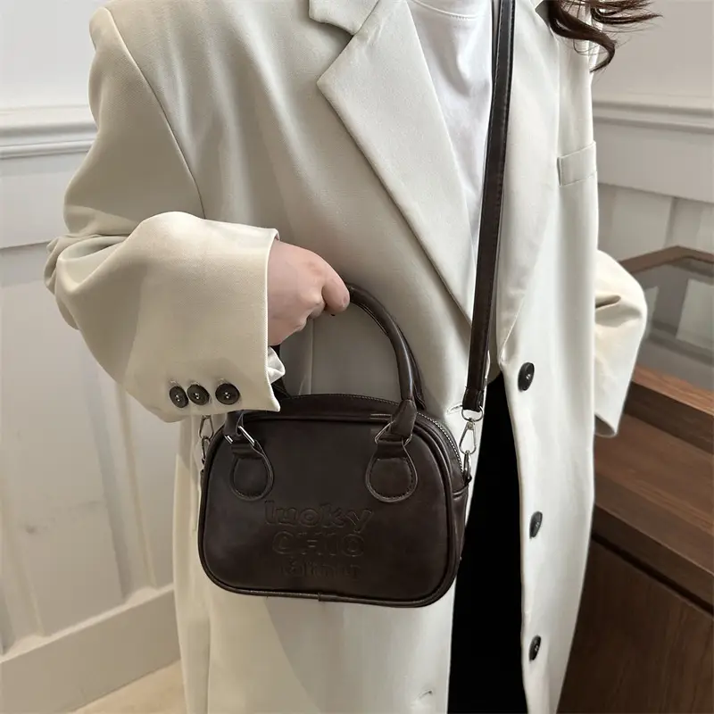 Retro Style Shoulder Crossbody Bag Black 2025 - Image 8