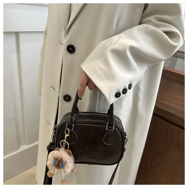 Retro Style Shoulder Crossbody Bag Black 2025 — feature 15