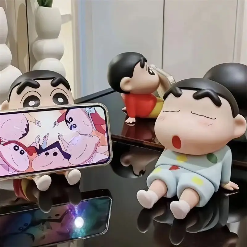 Crayon Shin-Chan Phone Holder Doll for Desktop or Tabletop — feature 5