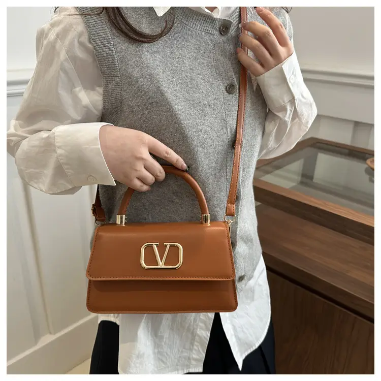 Blue Underarm Embroidered Women's Shoulder Bag — feature 20