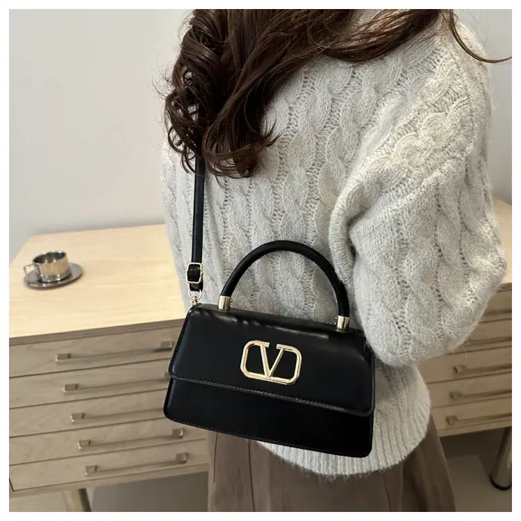 Blue Underarm Embroidered Women's Shoulder Bag — feature 22