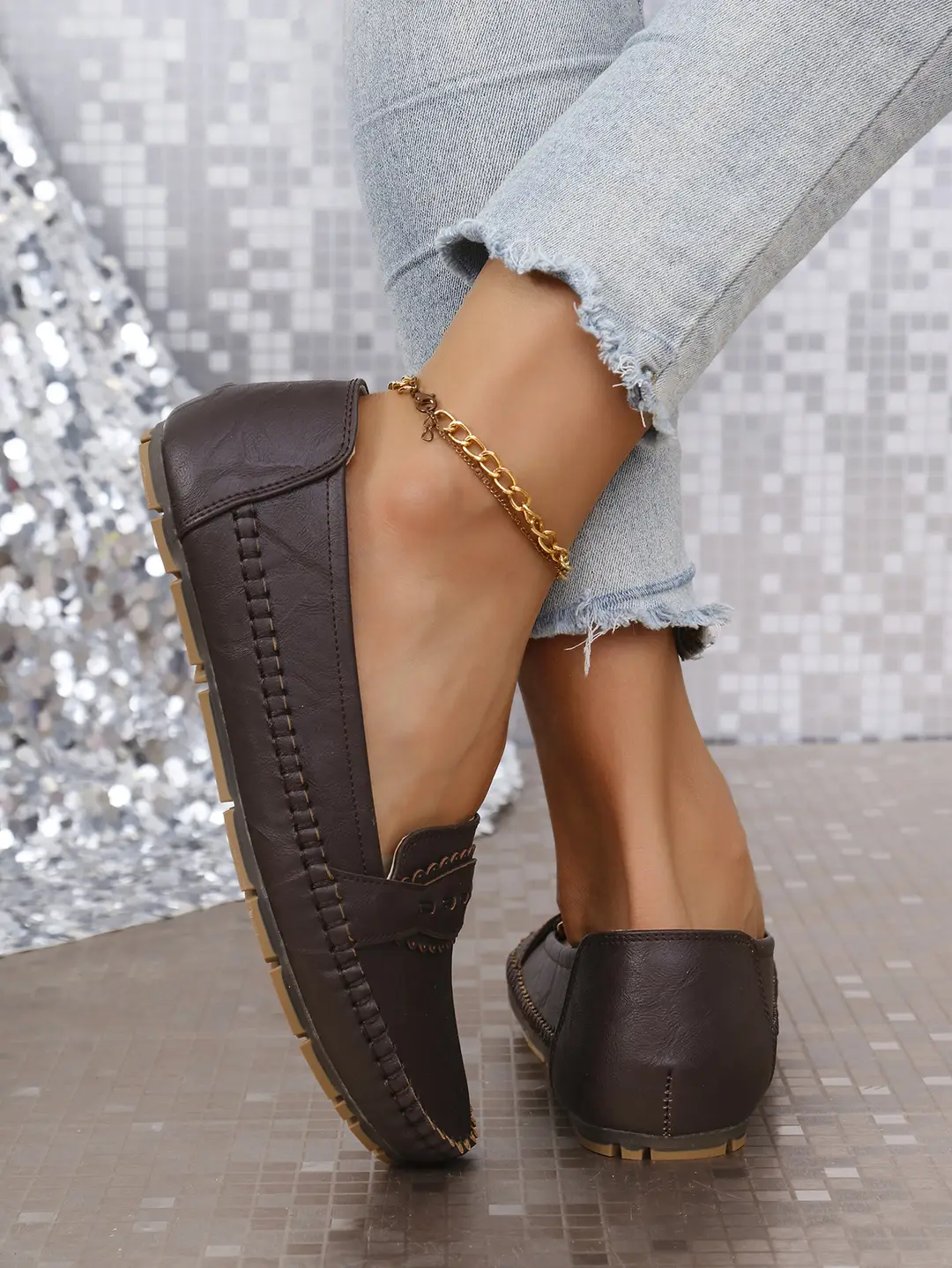 Large Size Popular Foreign Trade Stitched Laser-Cut Women's Flat Loafers, Fashionable Versatile Low-Top Shoes for Cross-Border E-Commerce Supply — feature 11
