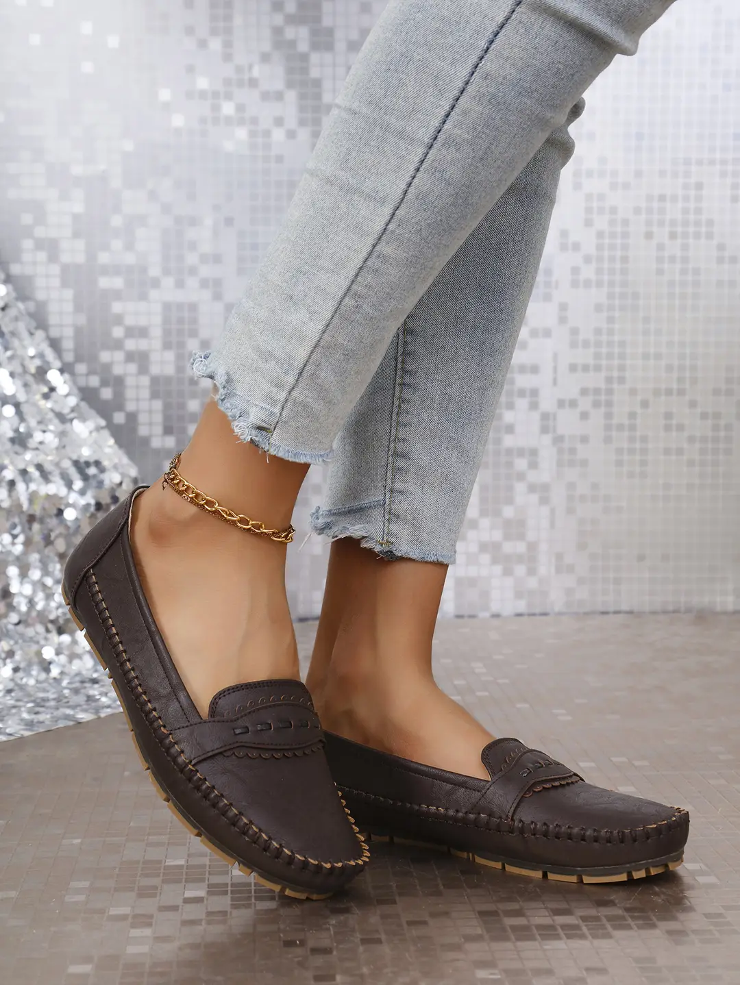 Large Size Popular Foreign Trade Stitched Laser-Cut Women's Flat Loafers, Fashionable Versatile Low-Top Shoes for Cross-Border E-Commerce Supply — feature 12
