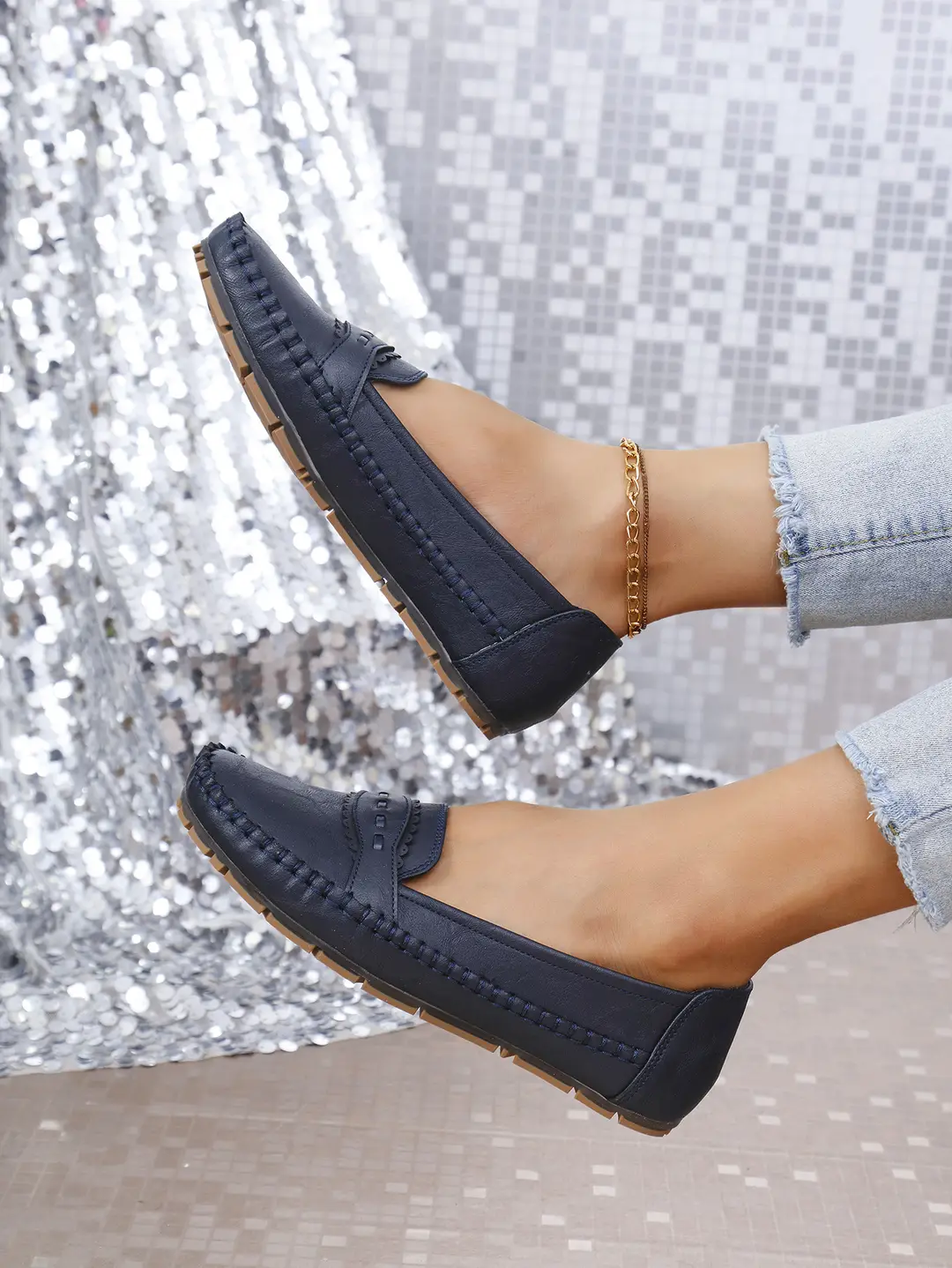 Large Size Popular Foreign Trade Stitched Laser-Cut Women's Flat Loafers, Fashionable Versatile Low-Top Shoes for Cross-Border E-Commerce Supply — feature 16