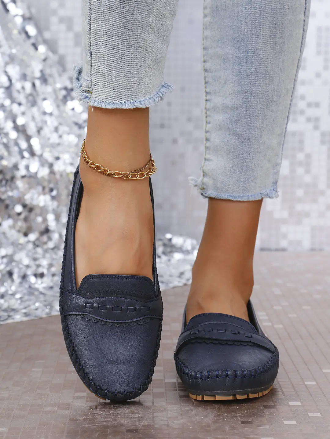 Large Size Popular Foreign Trade Stitched Laser-Cut Women's Flat Loafers, Fashionable Versatile Low-Top Shoes for Cross-Border E-Commerce Supply — feature 18