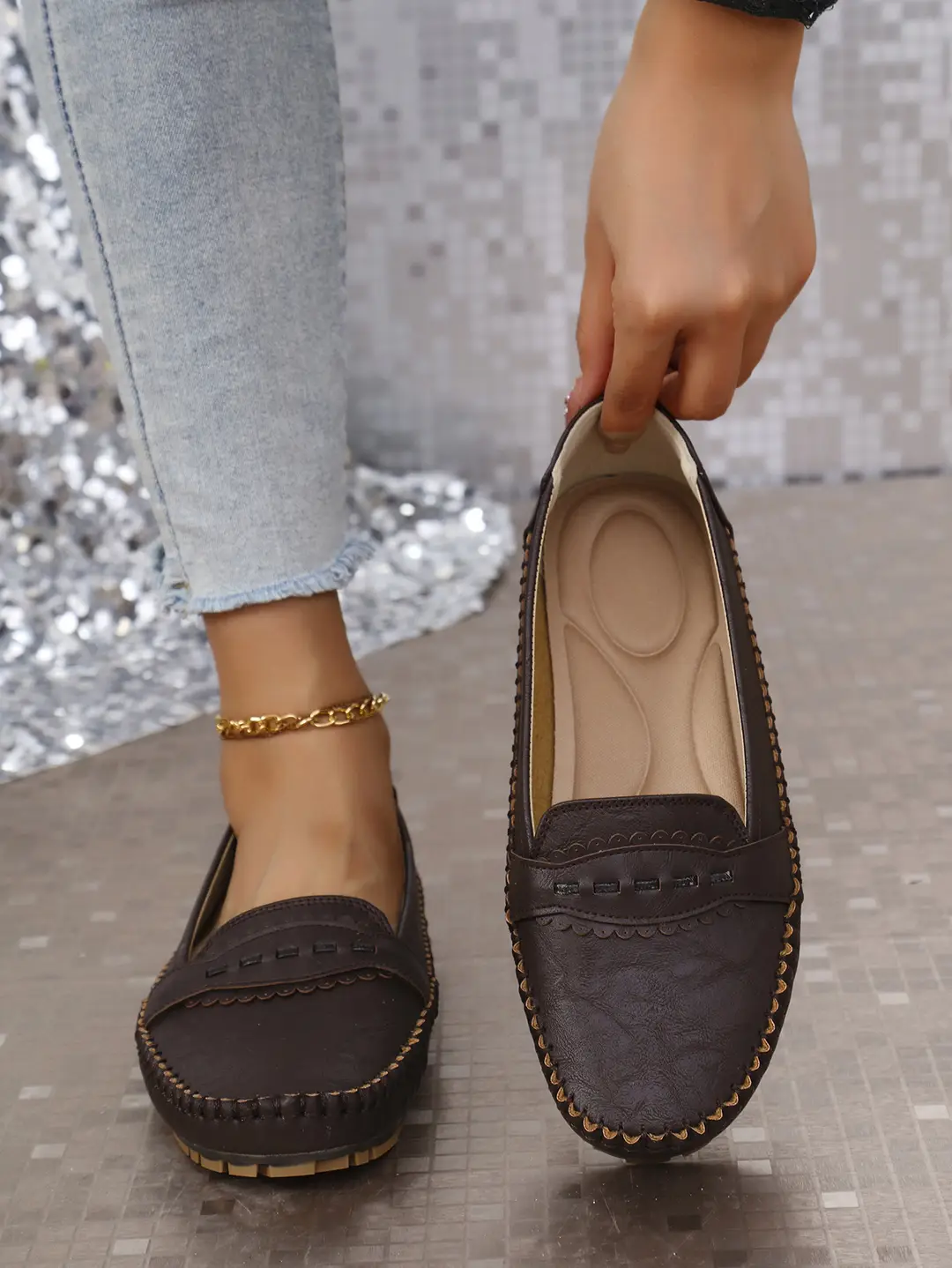 Large Size Popular Foreign Trade Stitched Laser-Cut Women's Flat Loafers, Fashionable Versatile Low-Top Shoes for Cross-Border E-Commerce Supply — feature 8