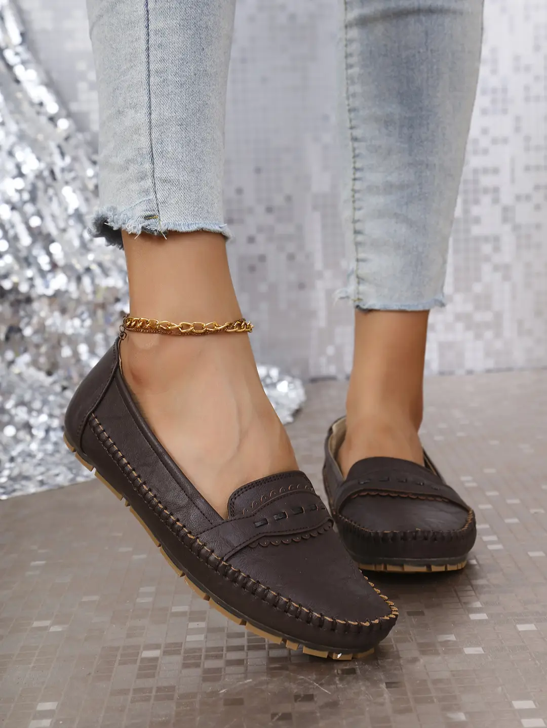 Large Size Popular Foreign Trade Stitched Laser-Cut Women's Flat Loafers, Fashionable Versatile Low-Top Shoes for Cross-Border E-Commerce Supply — feature 9
