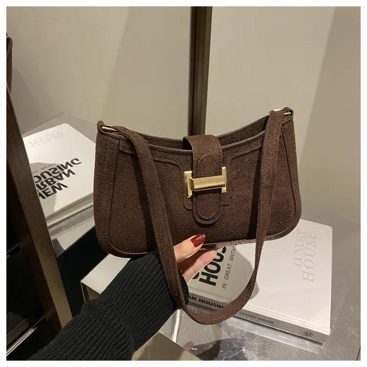 Brown Textured Retro Shoulder Bag for Women - Image 6