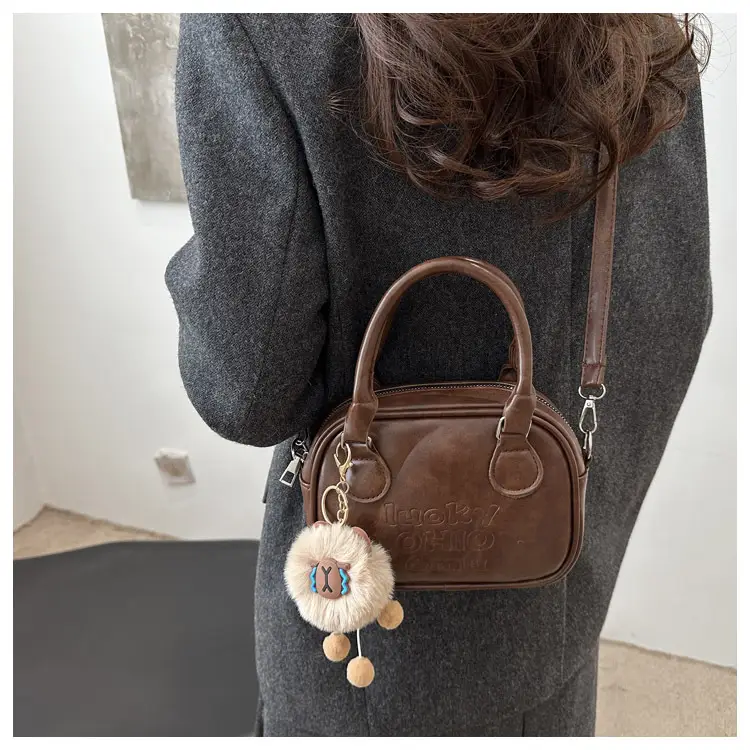 Women's Black Leather Commuter Bag with Detachable Strap — feature 8