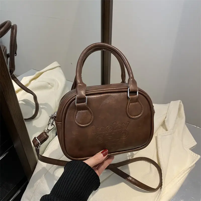 Women's Black Leather Commuter Bag with Detachable Strap - Image 3