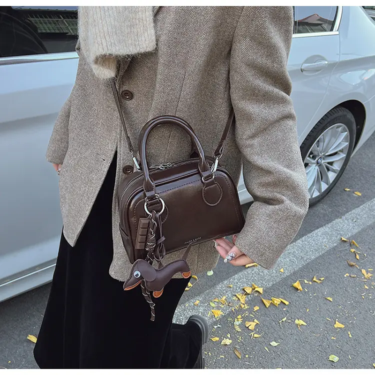 Women's Cross-Border Shoulder Bag Brown Leather 2026 Winter New Style — feature 10