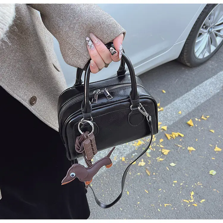 Women's Cross-Border Shoulder Bag Brown Leather 2026 Winter New Style — feature 14