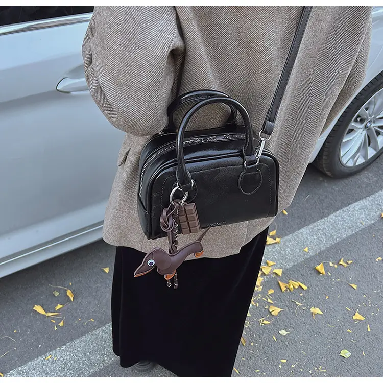 Women's Cross-Border Shoulder Bag Brown Leather 2026 Winter New Style — feature 18