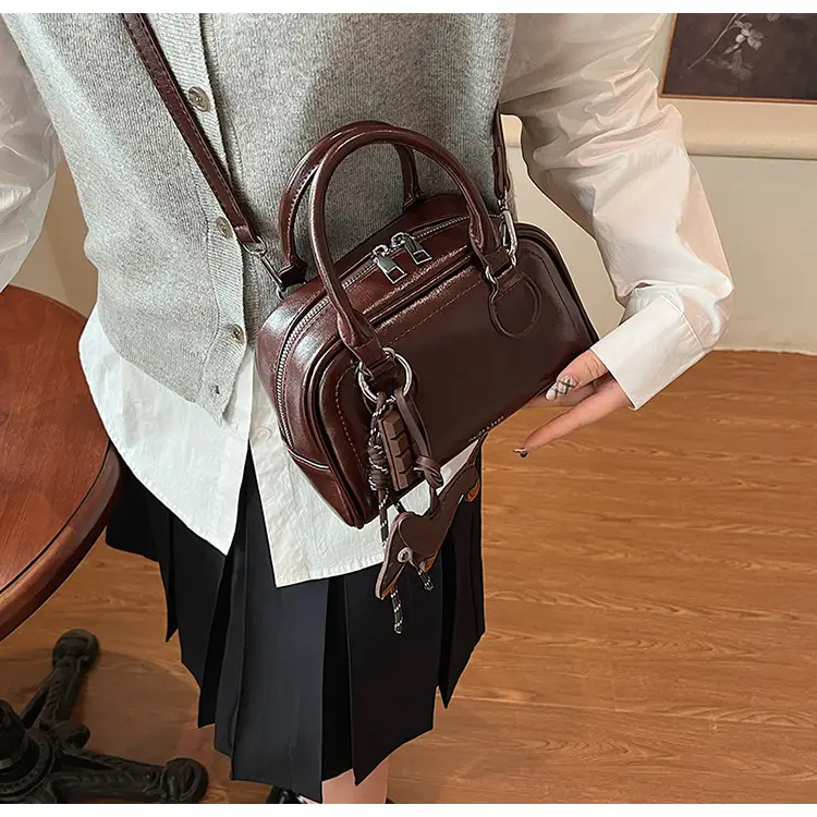 Women's Cross-Border Shoulder Bag Brown Leather 2026 Winter New Style — feature 22