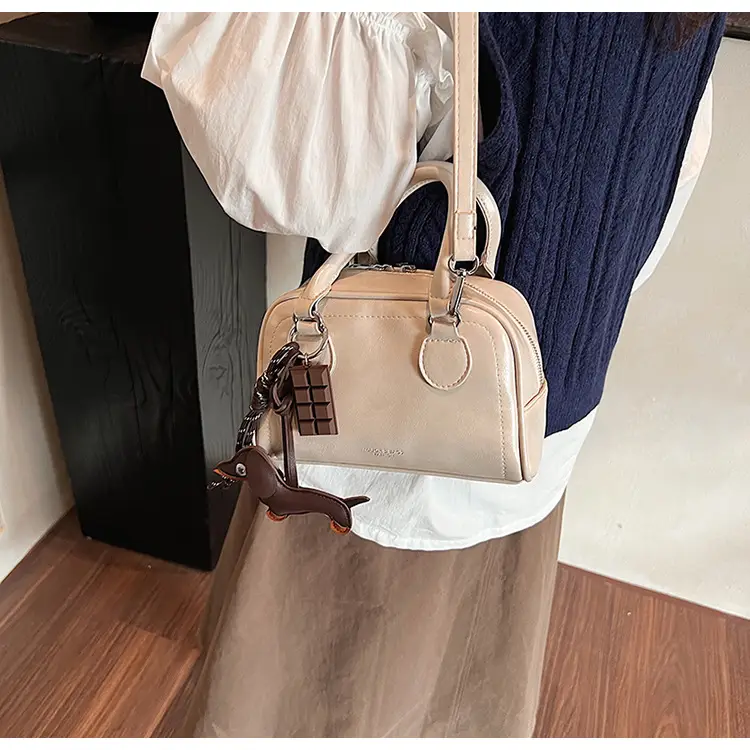 Women's Cross-Border Shoulder Bag Brown Leather 2026 Winter New Style — feature 24