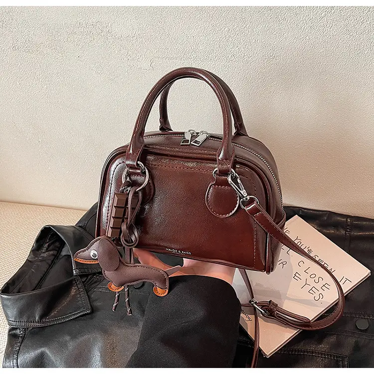 Women's Cross-Border Shoulder Bag Brown Leather 2026 Winter New Style — feature 31
