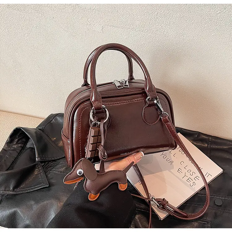 Women's Cross-Border Shoulder Bag Brown Leather 2026 Winter New Style — feature 32