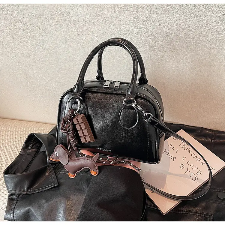 Women's Cross-Border Shoulder Bag Brown Leather 2026 Winter New Style — feature 34