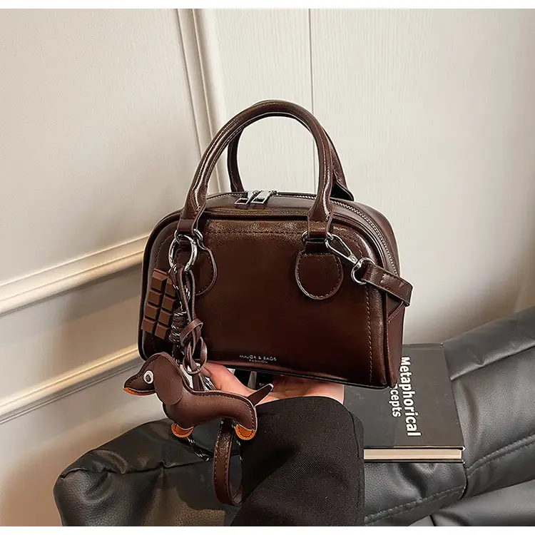 Women's Cross-Border Shoulder Bag Brown Leather 2026 Winter New Style — feature 39