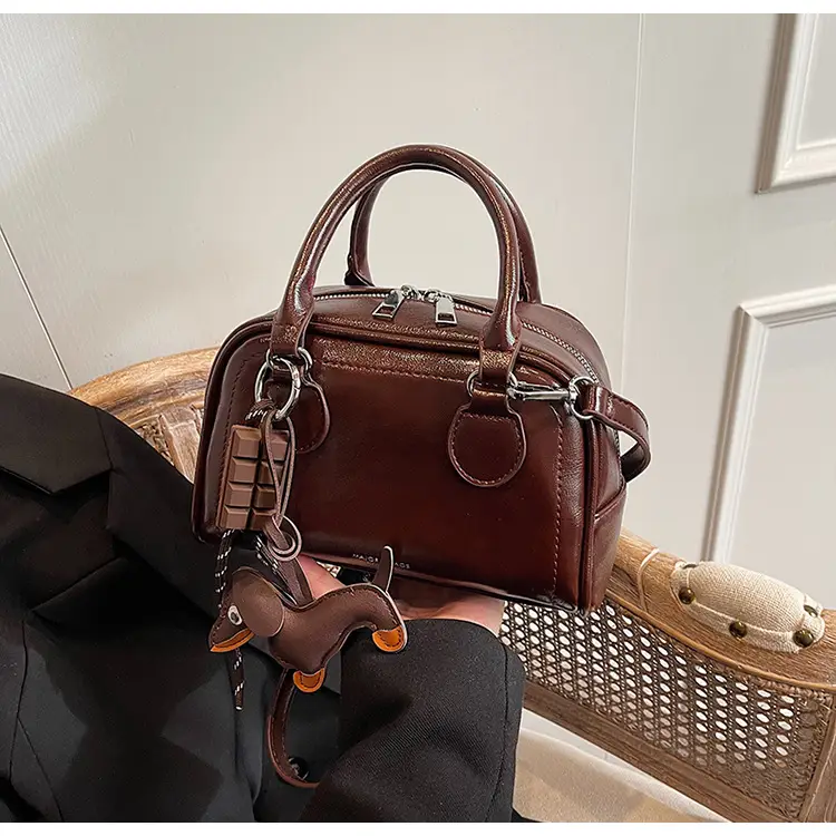 Women's Cross-Border Shoulder Bag Brown Leather 2026 Winter New Style — feature 41