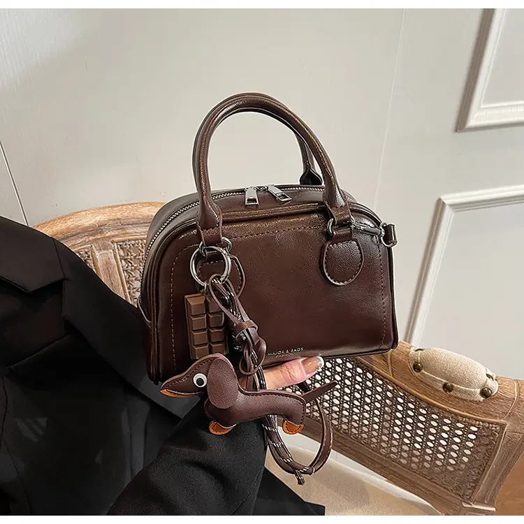 Women's Cross-Border Shoulder Bag Brown Leather 2026 Winter New Style — feature 43