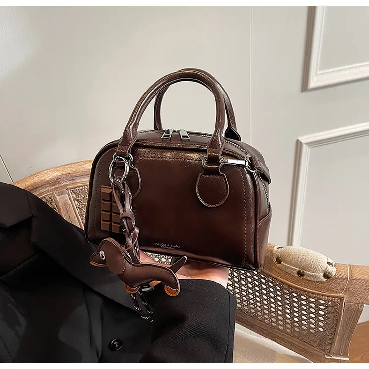 Women's Cross-Border Shoulder Bag Brown Leather 2026 Winter New Style — feature 44