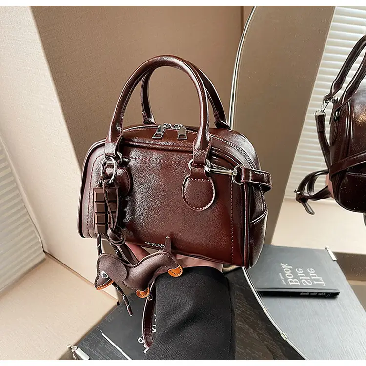 Women's Cross-Border Shoulder Bag Brown Leather 2026 Winter New Style — feature 46